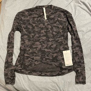 Lululemon close to crossing LS Rulu